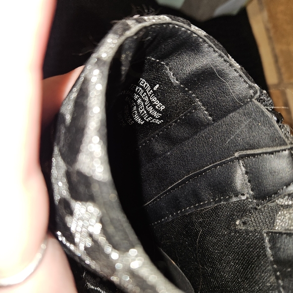 Siver Glitter and Cheetah Boots - Picture 6 of 7